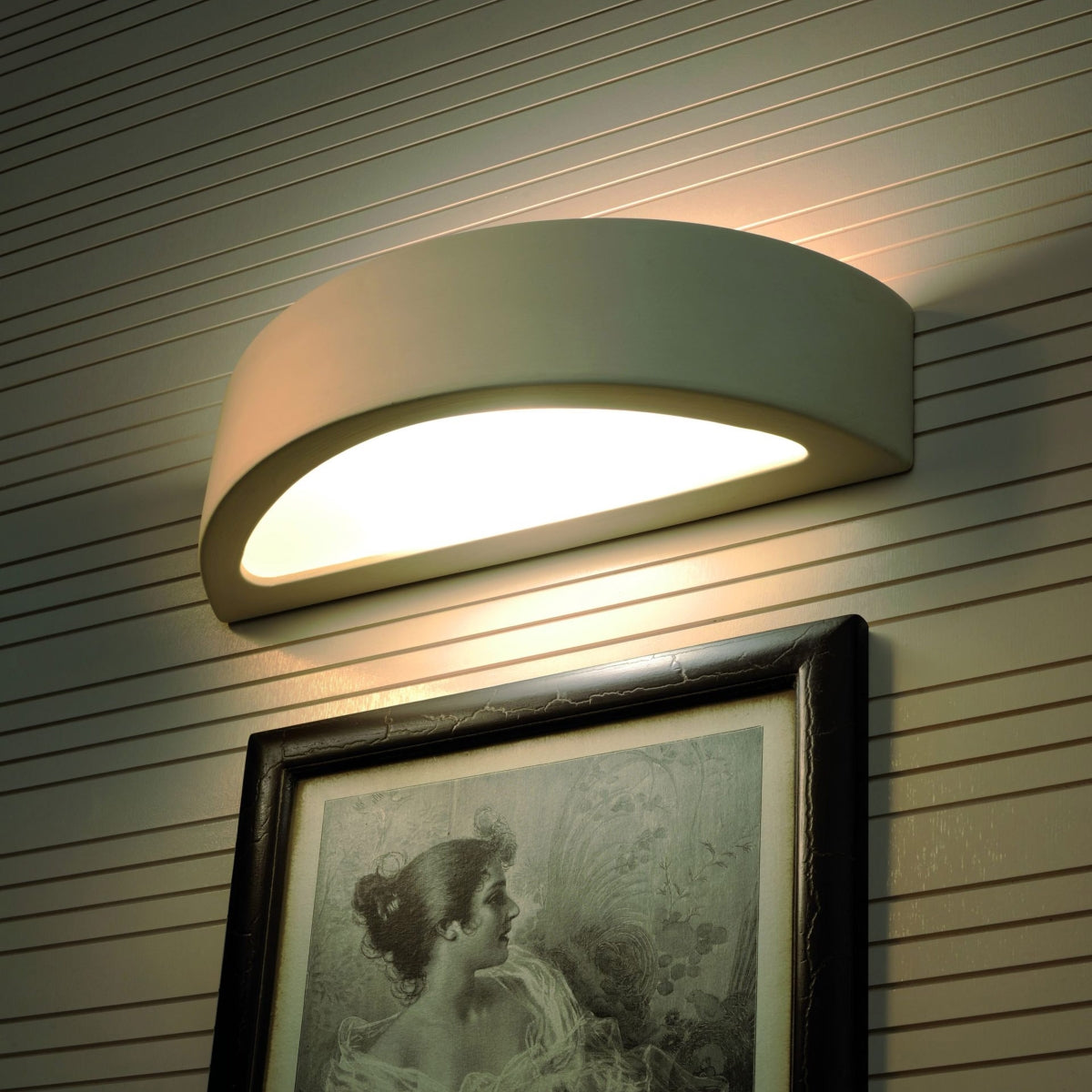 LED Semi-Circle Ceramic Wall Light