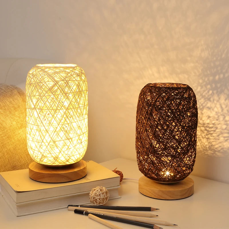 Lampe en Bois et Ficelle de Rotin Créative