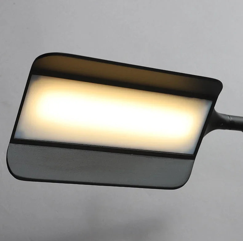 Lampe Minimaliste Italienne de Table LED