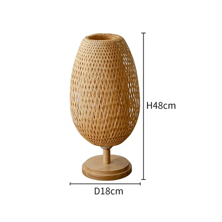 Lampe en rotin et bois au design minimaliste et naturel